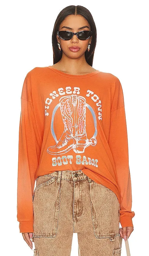 DAYDREAMER Pioneer Town Tee in Orange