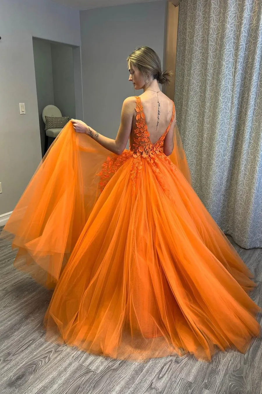 Orange V-Neck Lace Long Prom Dresses A-Line Evening Party Dresses Sexy
